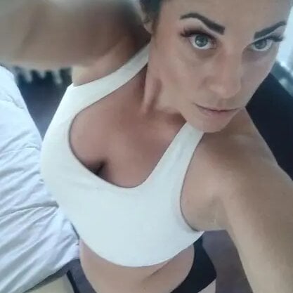 SpoiledHornyBrat profile