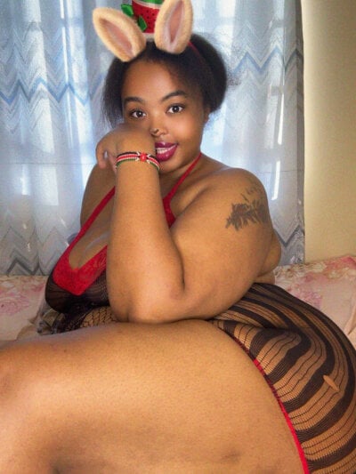 Linah___ on StripChat