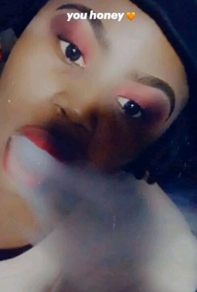 queenboobs61