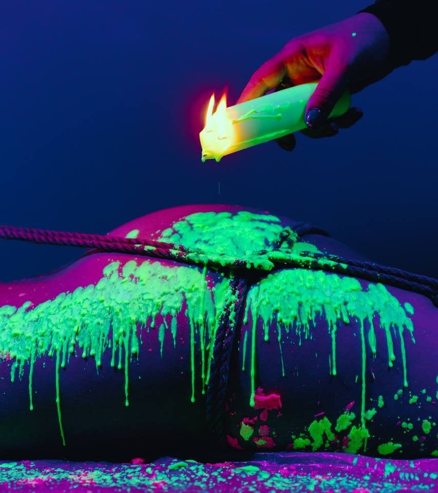 sexlivecamsites.com hi_evie livesex profile in in-your-head-and-dreams cams