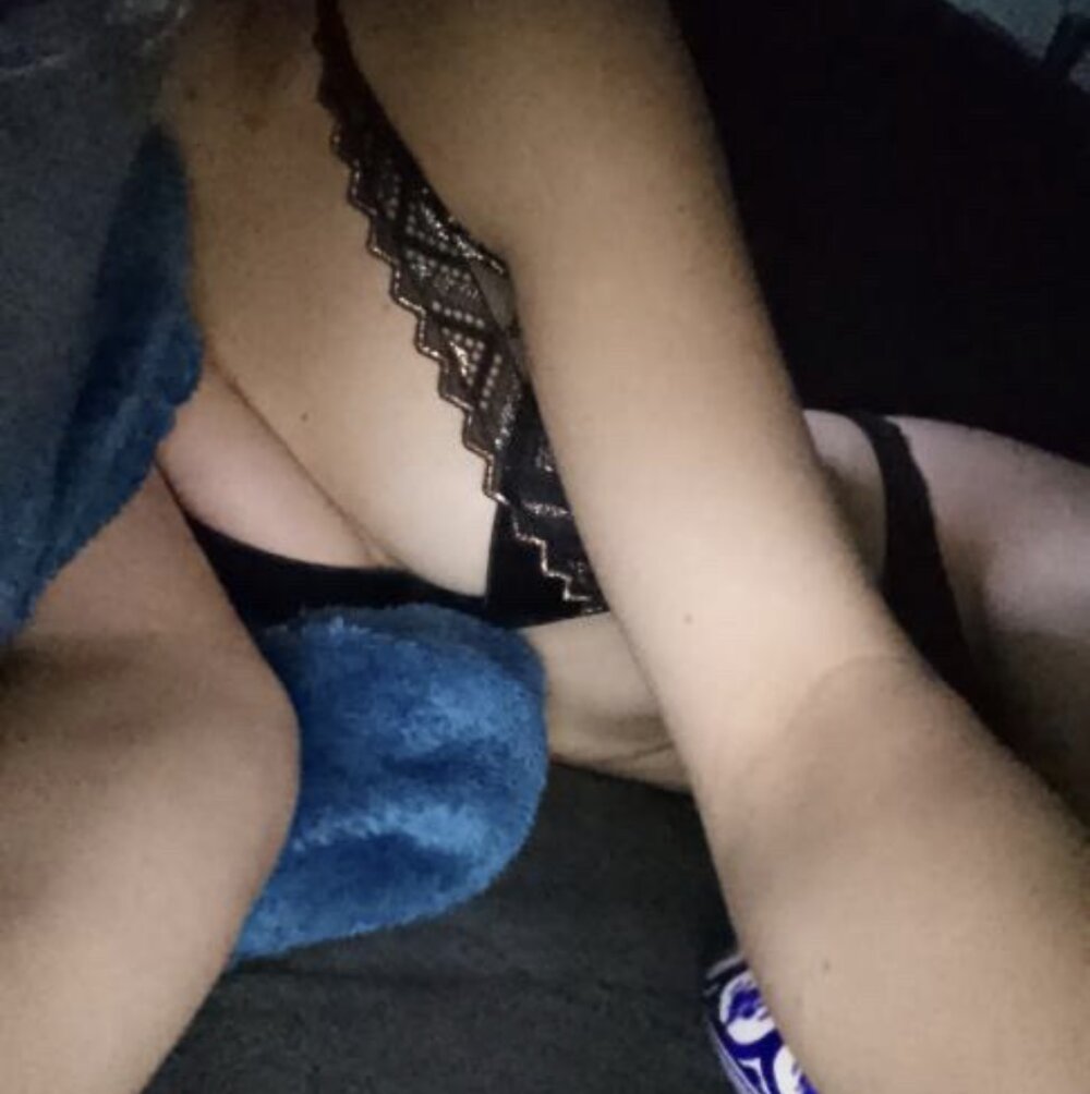 Watch DuoDesir1 live on cam on StripChat