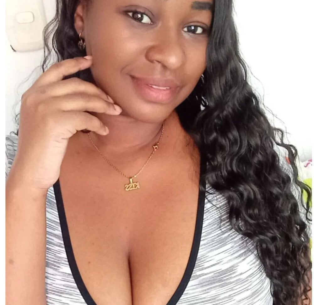 iluvcams.com elythonsom livesex profile in your-look-sets-my-desire-on-fire-and-awakens-my-wildest-instincts cams