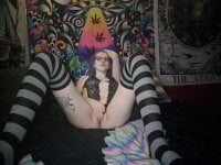 iris_deville Adlı Modelin Çevrimdışı Sohbet Odası