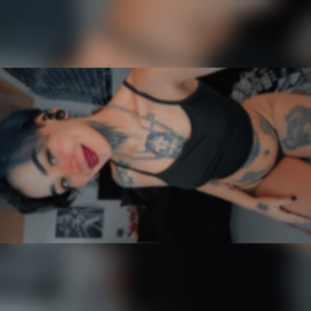 Scarcecandy_Sharon