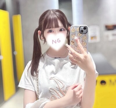 shina_mo_n_ch's Offline XXX Chat