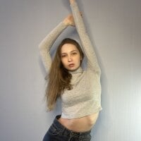 DaretoTyna's Offline Chat Room