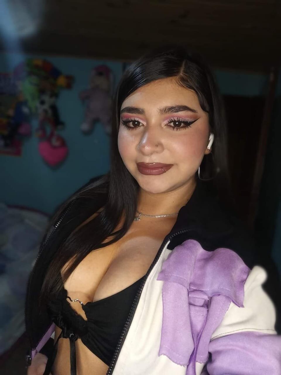 Vanessa_pink10