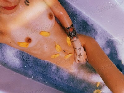 H_Lilien 🥚 live sex cam