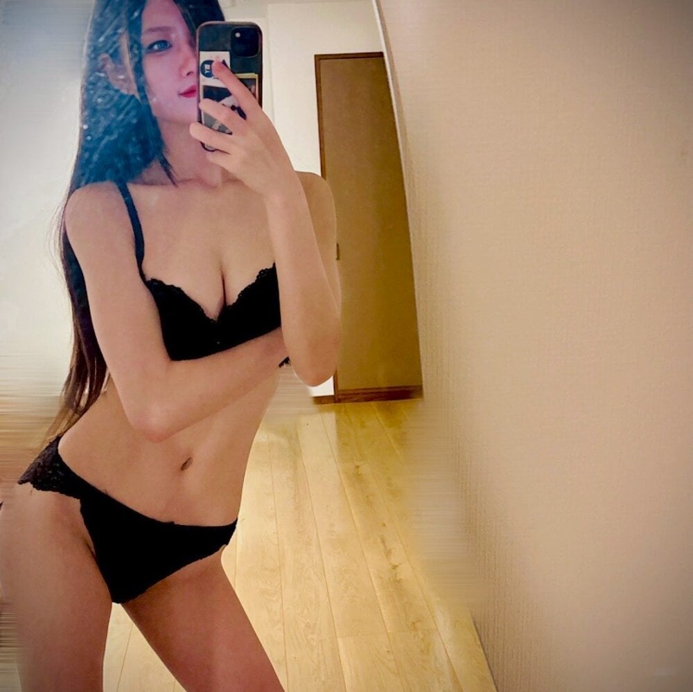 AKUMA_JP live cam model at StripChat