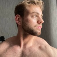 WayneWilson's webcam live show
