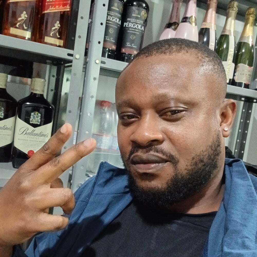 bigdickshakur from stripchat