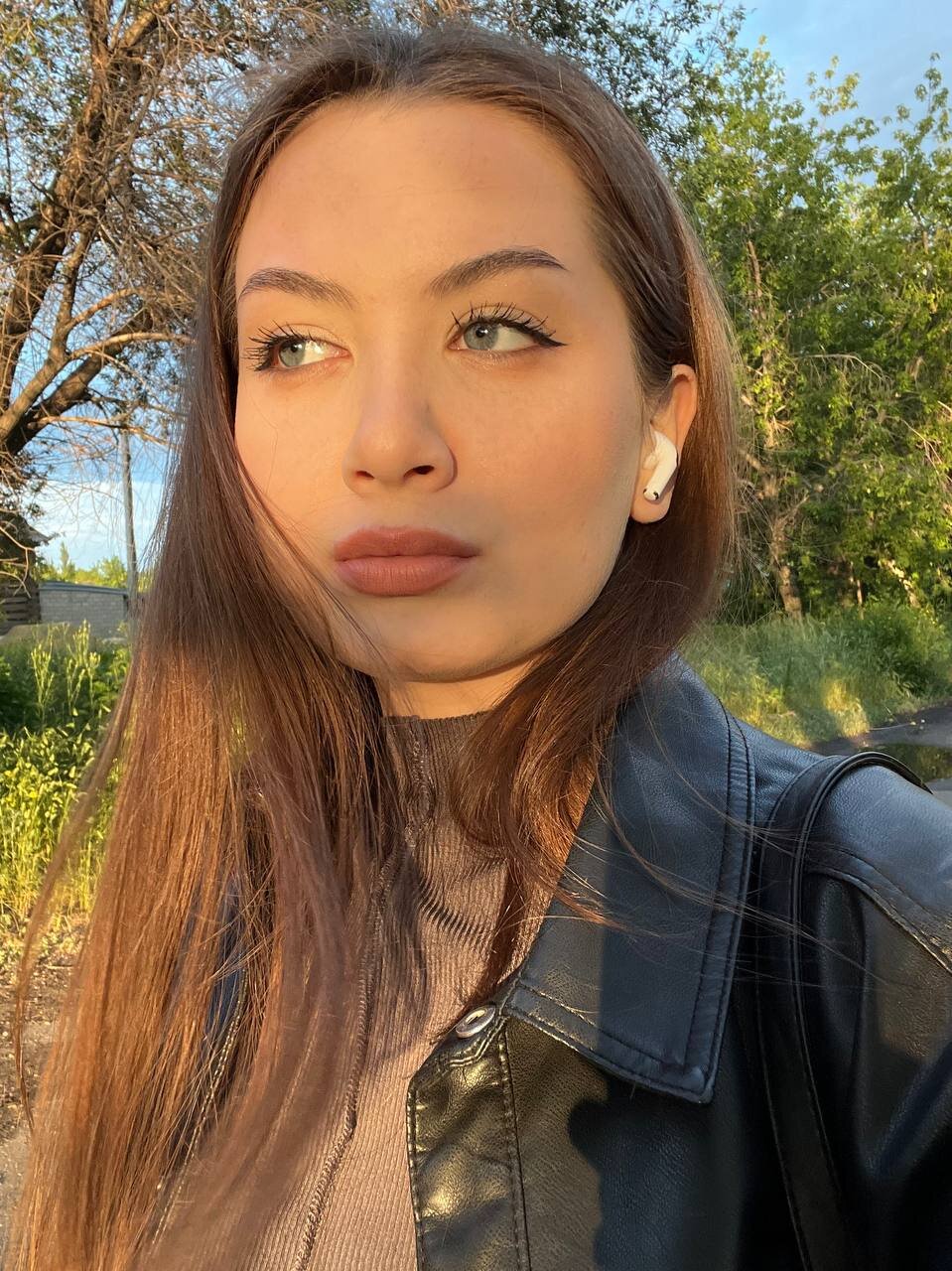 Connie_Whitee