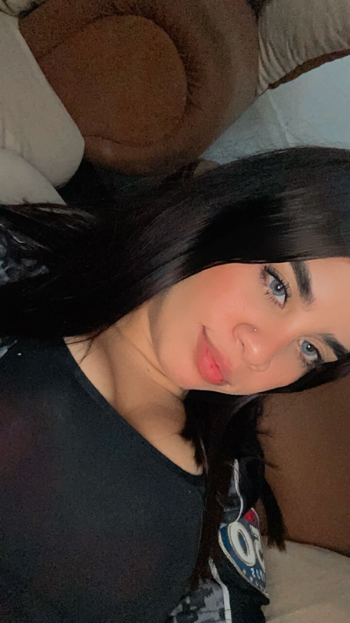 Mila_Scott