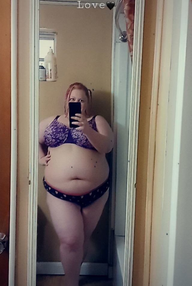 Bbw_anal_whore's Offline Chat Room
