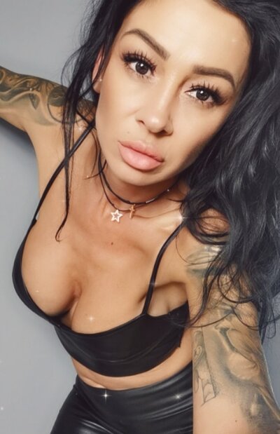 Xentthia Female Milf Free Webcam Nude