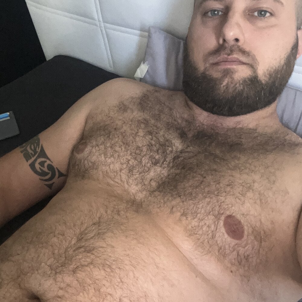 nikitka93 from stripchat