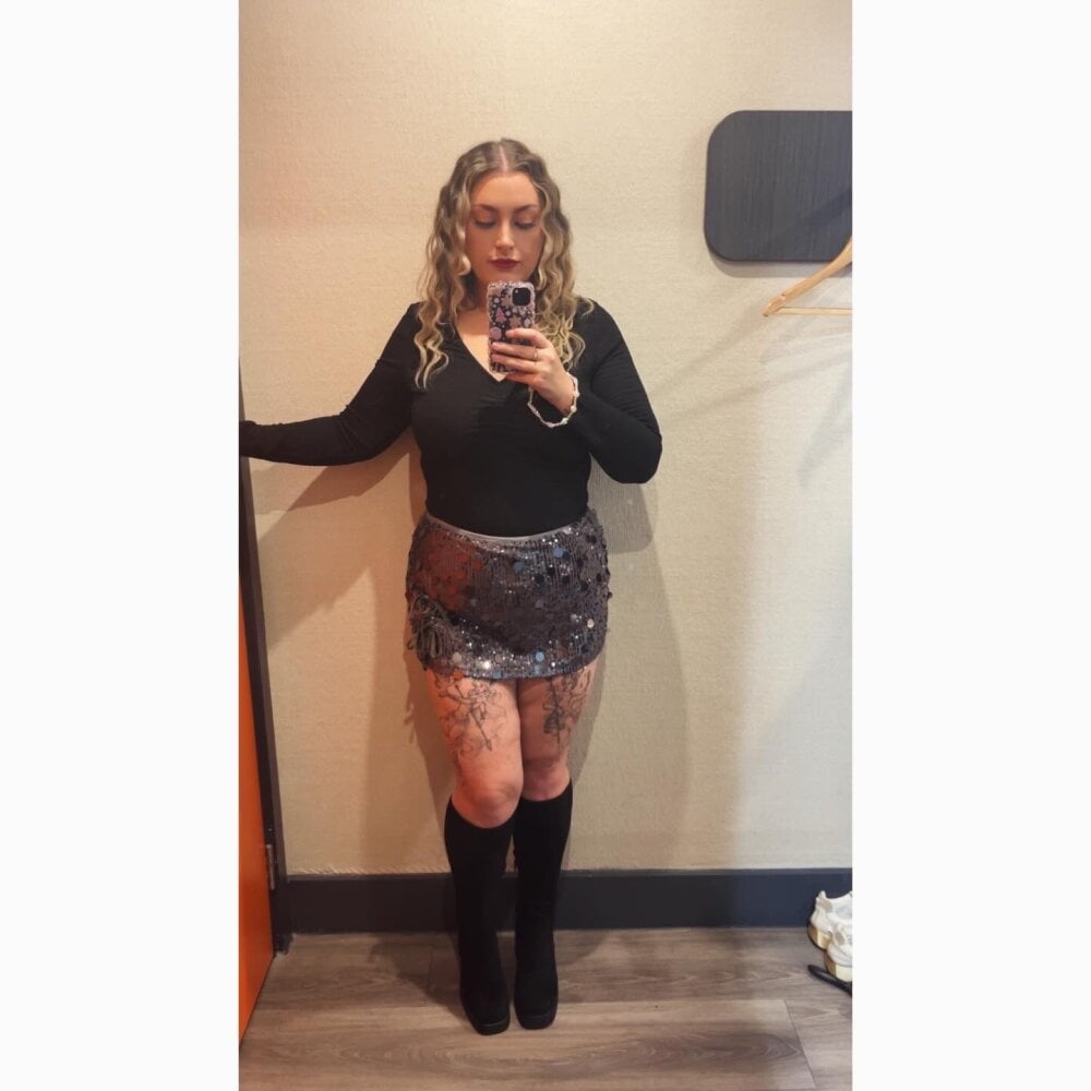 glamcambabes.com chatterpetal livesex profile in immu-iigsm cams