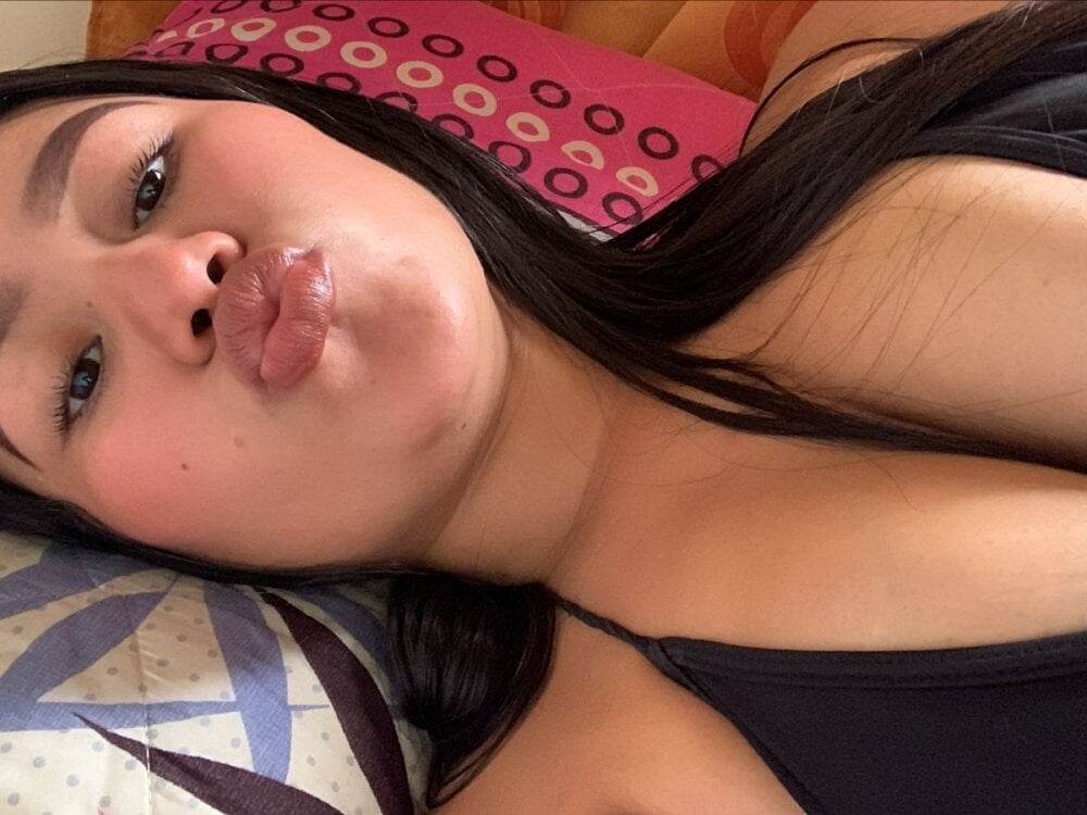 stripchat lyra-camdy