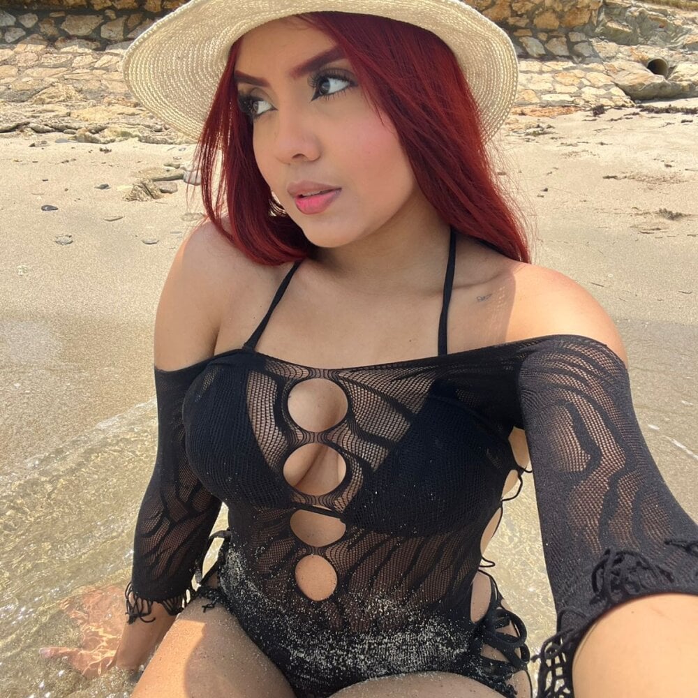 stripchat valerierabbit webcam profile pic via pornsexycams.com