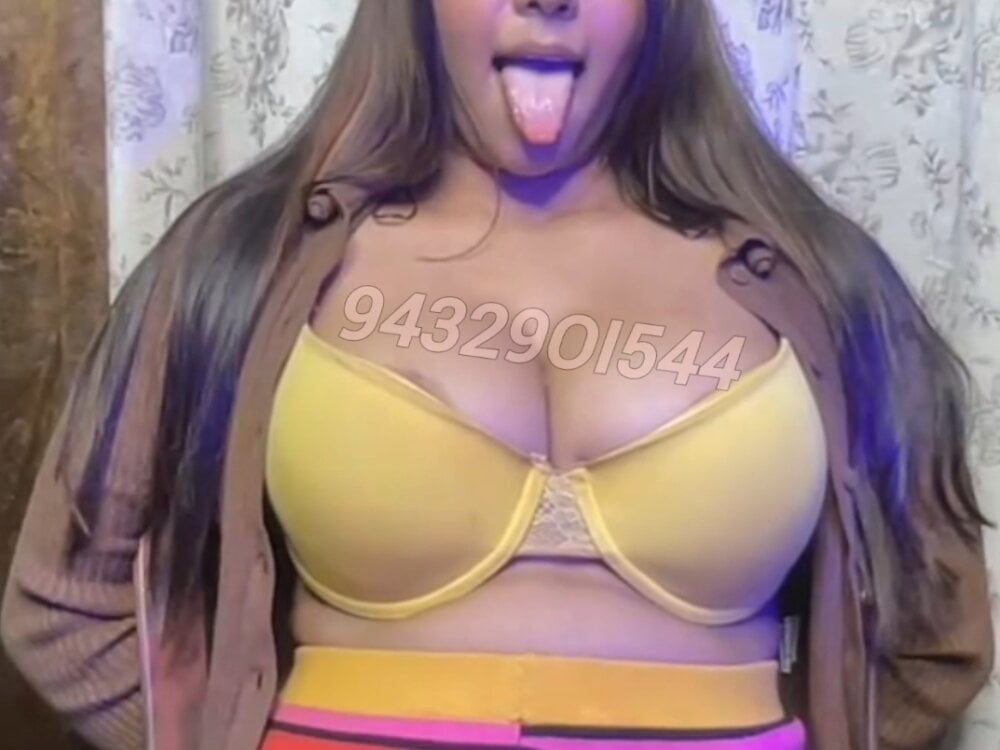 DesiRiya96 profile