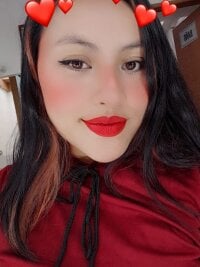 Luna_daza's Offline Chat Room