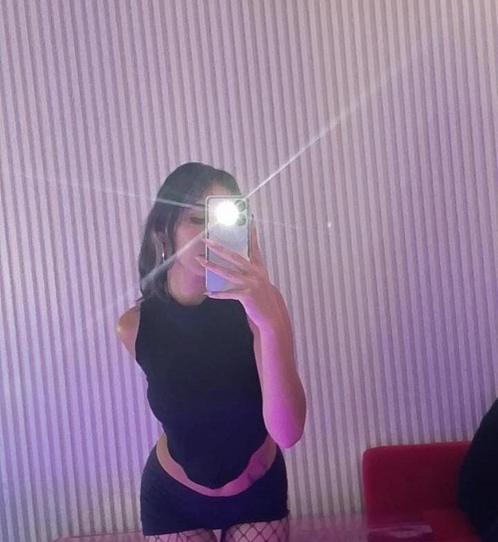 alessandra_sd1 webcam livesex profile in trimmed cams