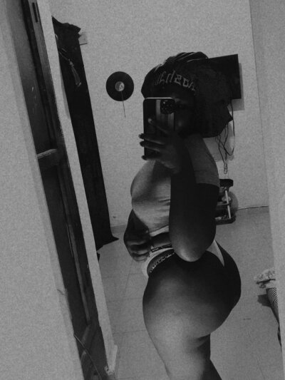 marinah_posh 📔 adult chat