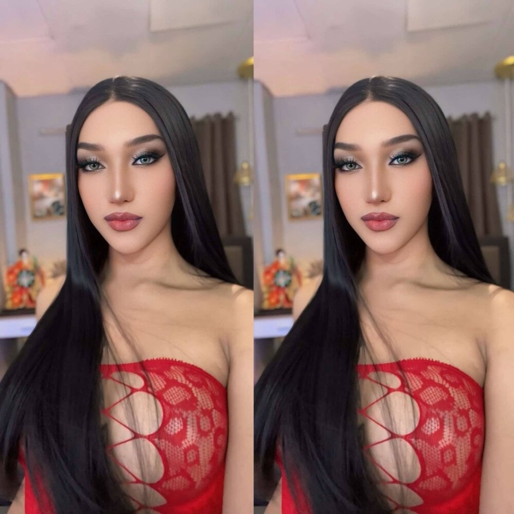 HollyTamara's Offline XXX Chat