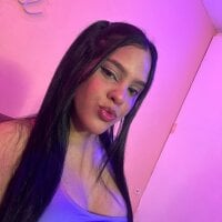 nahomy78sweet's Offline Chat Room