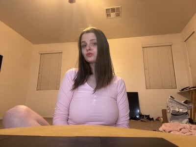 Vanessavera_02 - interactive toys young