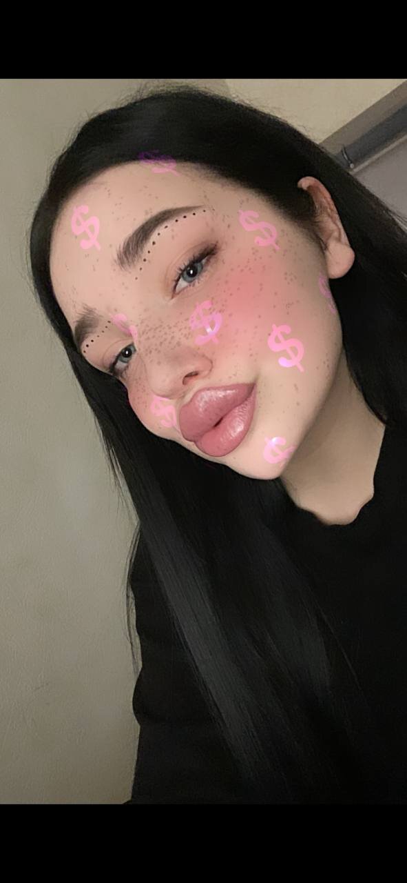 Nefer_Tits