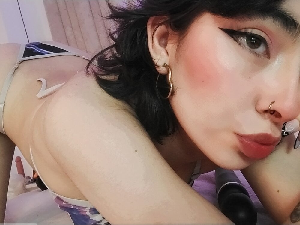 Im_Molly_Angel profile