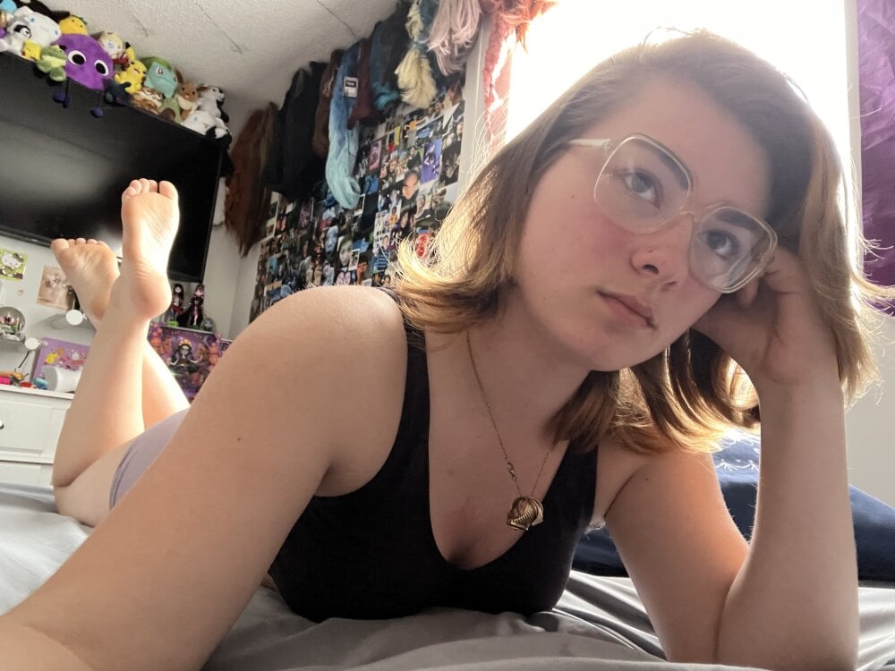 lovesweetbunny from stripchat