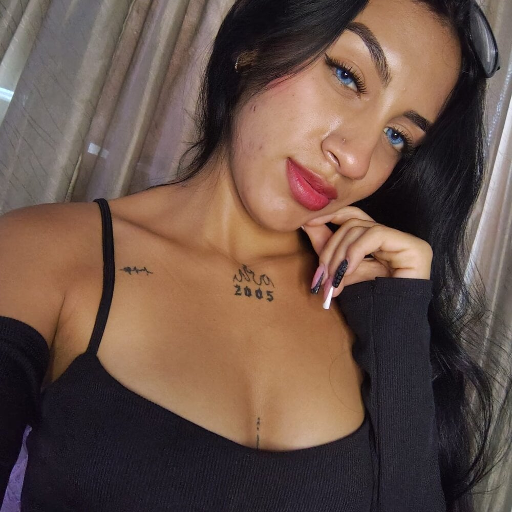 _Samara_Smith profile
