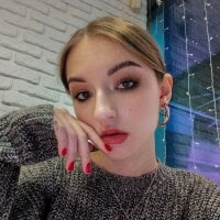 MeganPierce offline chat-rom