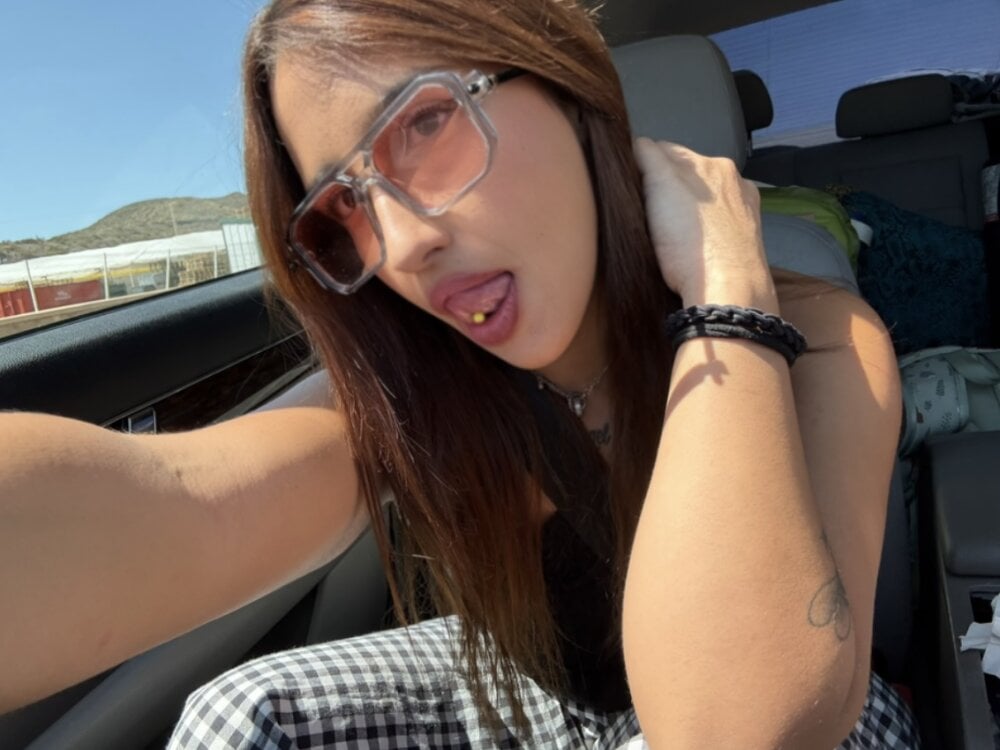 shory233 from stripchat