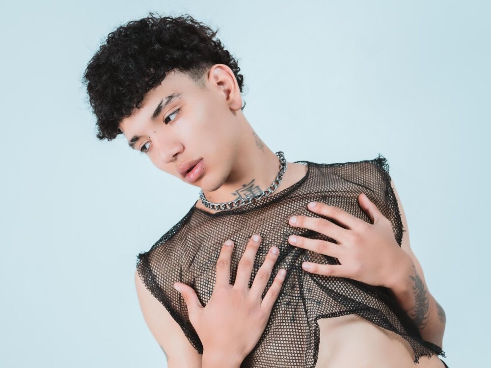 luxuss_Black profile