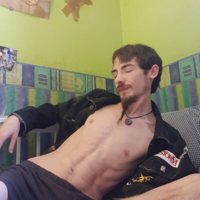 shadowkingwolfj from stripchat
