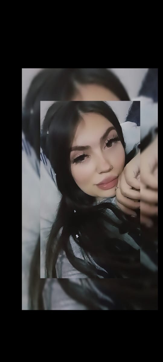 Zoe_Moon01_v