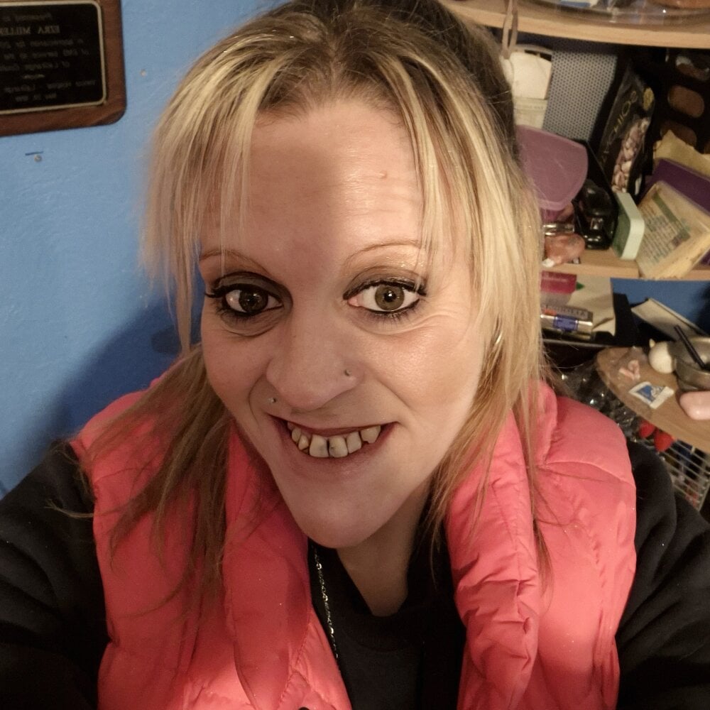 savannasmyles from stripchat