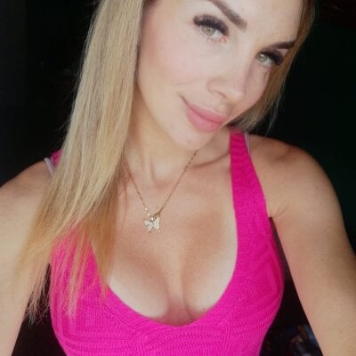 LeaHotxx - Stripchat Lovense Milf Romantic Girl 