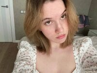 CarrieMorris' Offline Chat Room