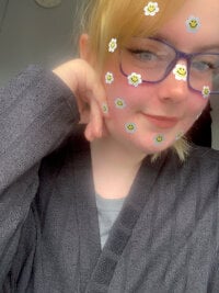 Beckie22's Offline Chat Room