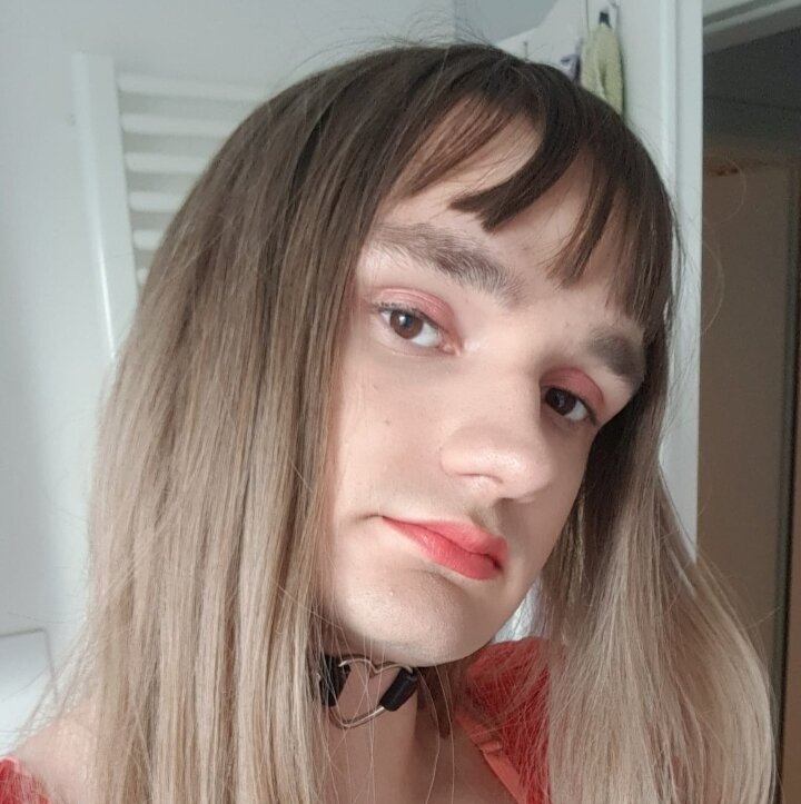 emely_sissy