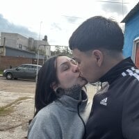 Uriel42004's webcam live show