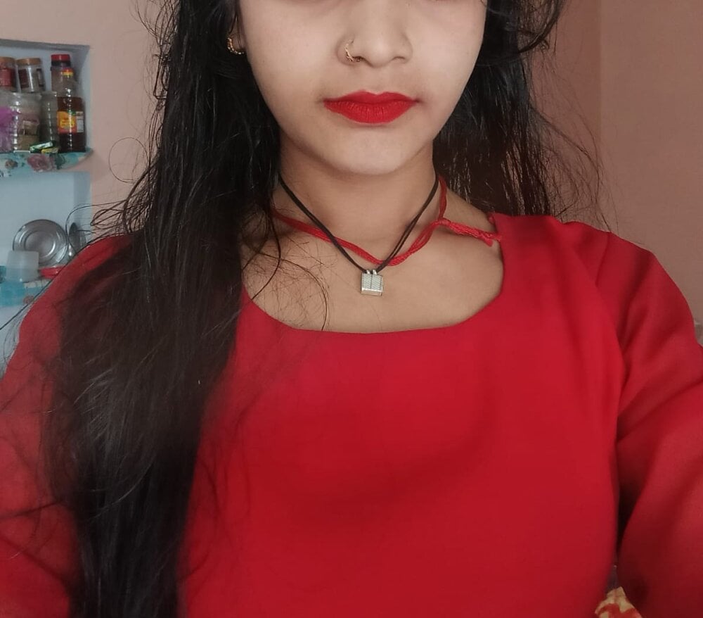 monika_thakurr from stripchat