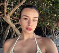 ElinorWilki's Offline Chat Room
