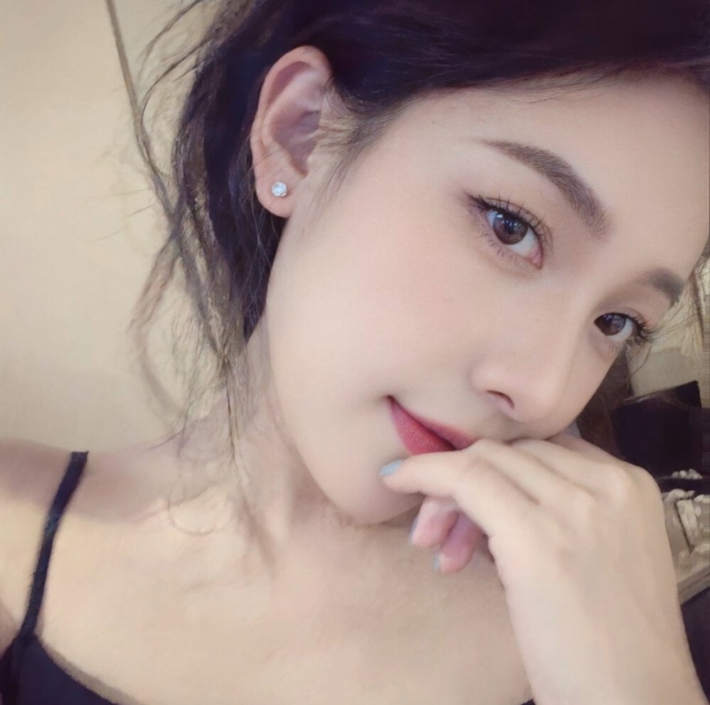 mega-camsex.net milinda-cute livesex profile in arab cams