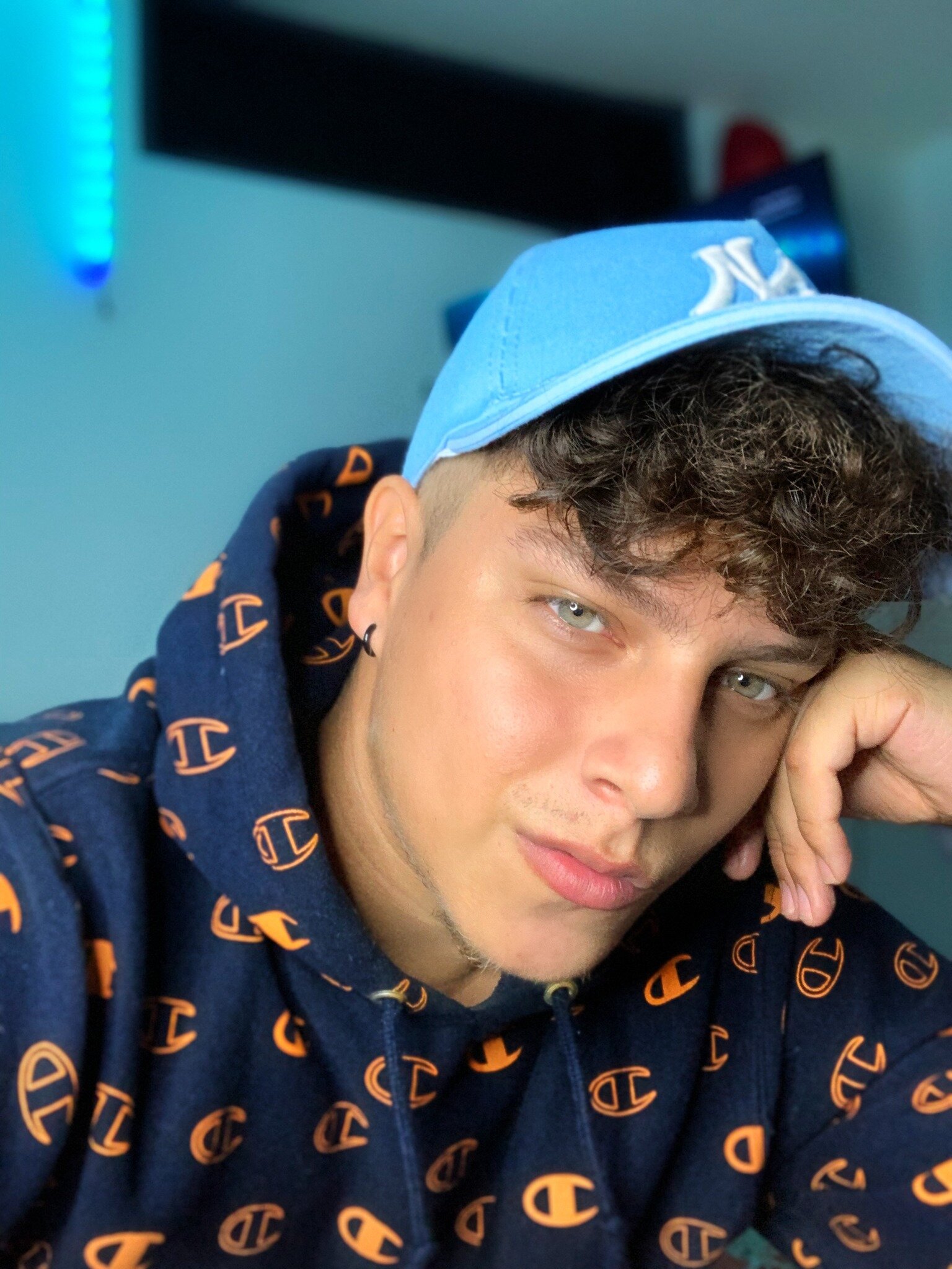 NICKLAWS