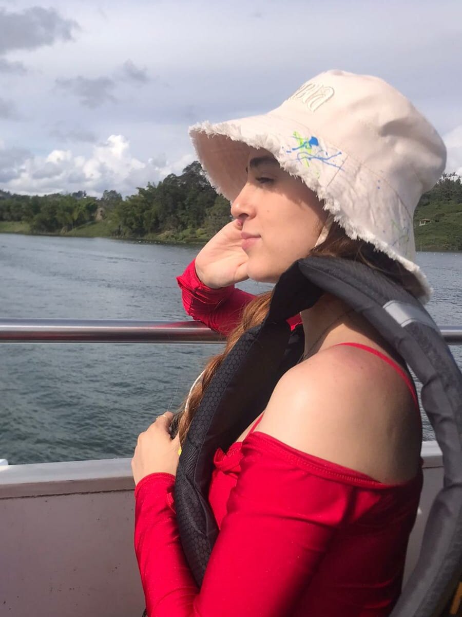 onaircams.com angelikarosse livesex profile in spanish cams